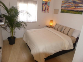 Alquiler Casa Algeciras semi centro Obra nueva Patio barata, Algeciras